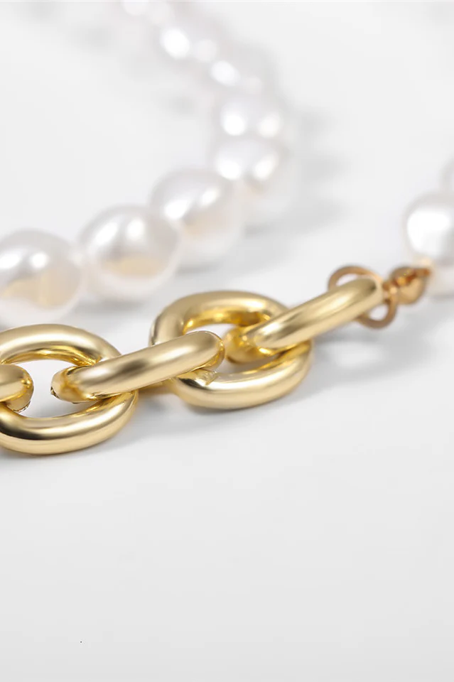 Gothic Baroque Pearl Angel Pendant Choker Necklace - Image 5