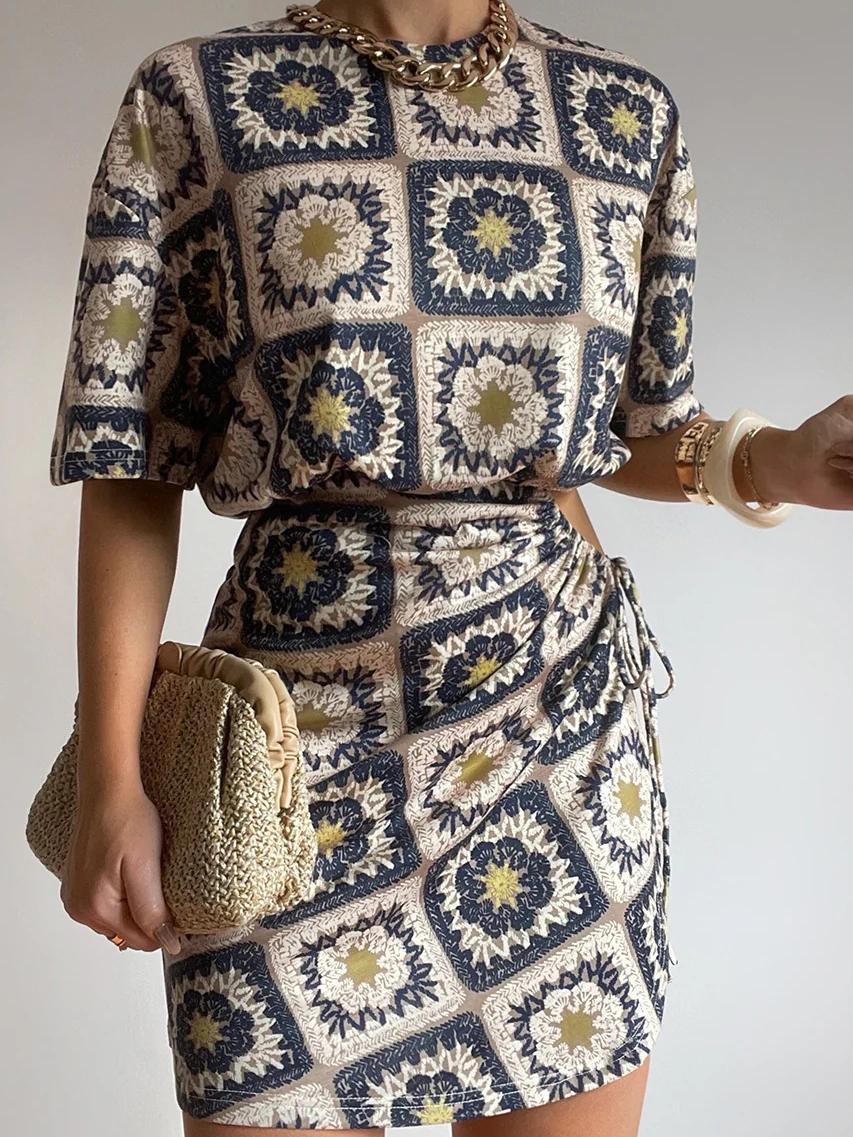 Printed Drawstring Waist Mini Dress - Image 4