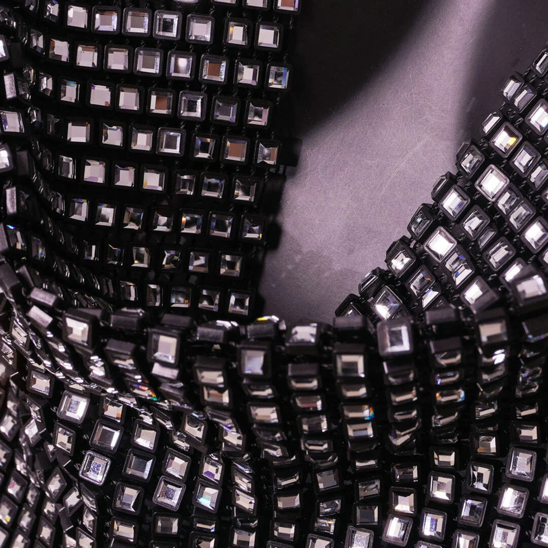 Sparkling Crystal Cowl Neck Backless Chainmail Halter Crop Top - Black - Image 3