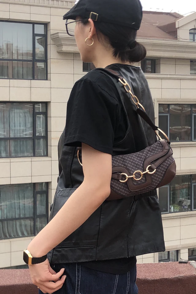 Unfold Me Shoulder Bag - Image 3